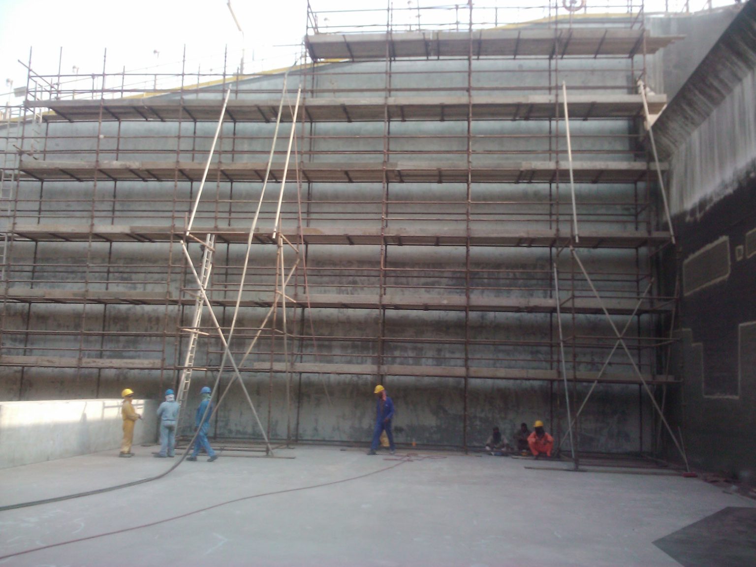 Elastomeric Coatings Benefits and Uses: Transforming Industrial Spaces